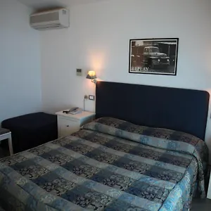 Rossella Hotel