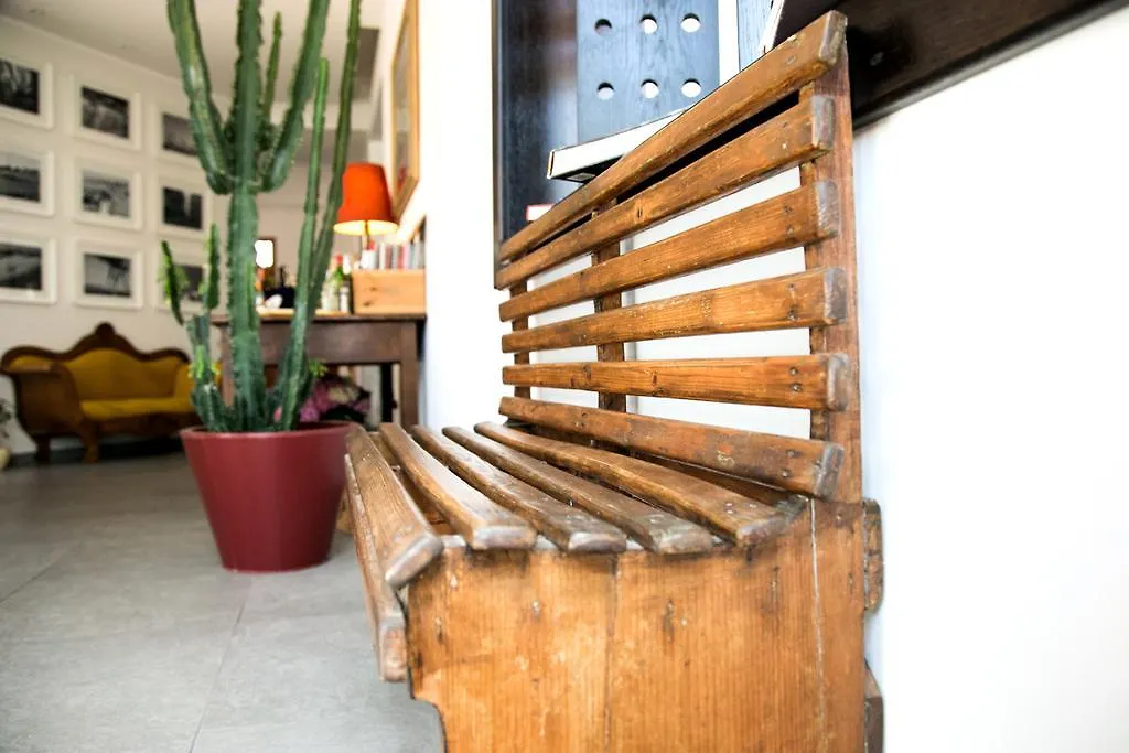 **  Hotel Tirreno Castiglione della Pescaia Italia